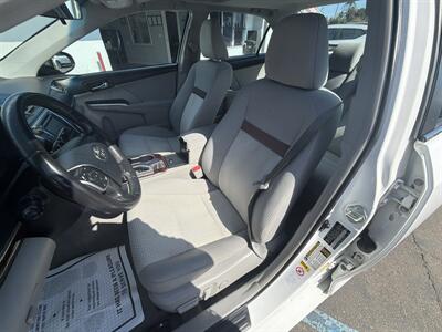 2012 Toyota Camry XLE - Photo 11 -