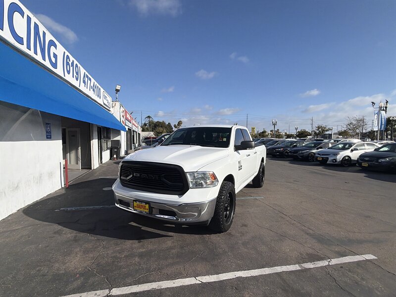 2018 RAM 1500 SLT  