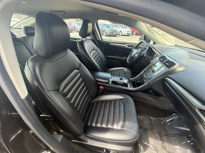 2020 Ford Fusion SEL - Photo 12 - National City, CA 91950