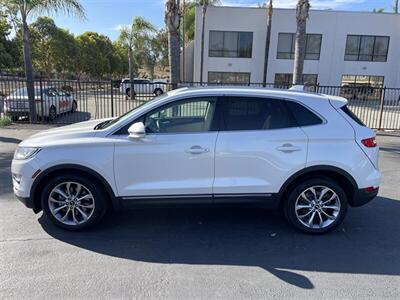 2017 Lincoln MKC Select   - Photo 2 - 