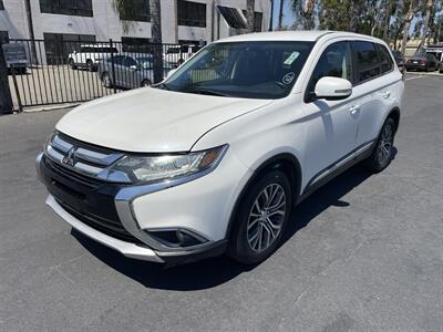 2018 Mitsubishi Outlander SE   - Photo 1 - National City, CA 91950