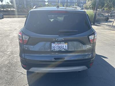 2018 Ford Escape SEL   - Photo 5 - 
