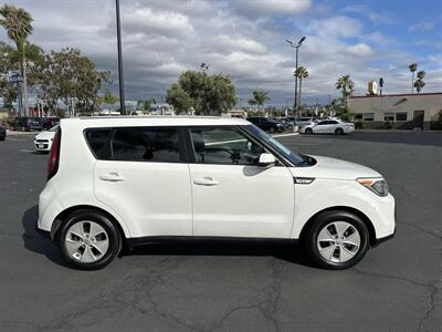 2016 Kia Soul - Photo 4 - National City, CA 91950