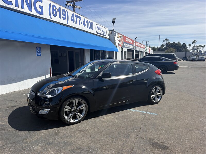 2017 Hyundai Veloster Value Edition - Photo 3 - National City, CA 91950