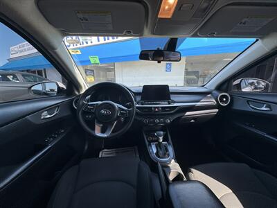 2021 Kia Forte LXS   - Photo 9 - National City, CA 91950