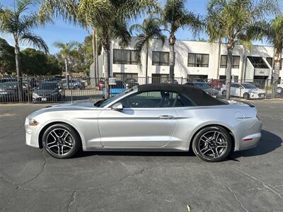2018 Ford Mustang EcoBoost Premium - Photo 8 -