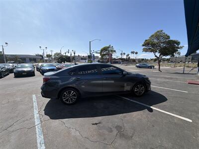 2022 Kia Forte LXS - Photo 7 - National City, CA 91950