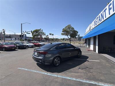 2022 Kia Forte LXS - Photo 6 - National City, CA 91950