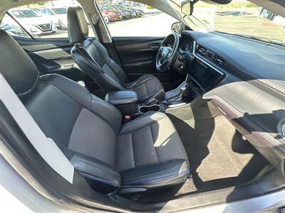 2018 Toyota Corolla SE   - Photo 12 - 