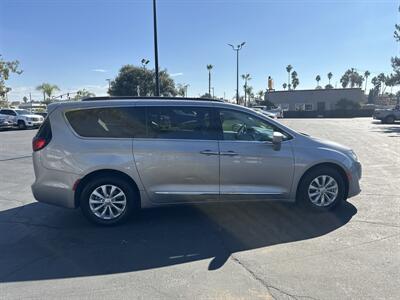 2017 Chrysler Pacifica Touring Plus   - Photo 4 - National City, CA 91950