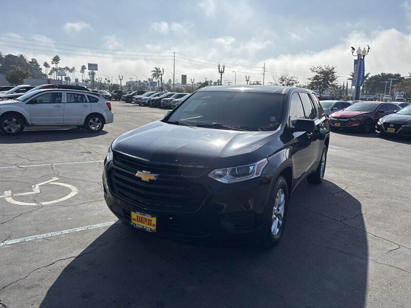 2021 Chevrolet Traverse LS  