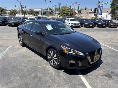 2021 Nissan Altima 2.5 SV   - Photo 7 - National City, CA 91950