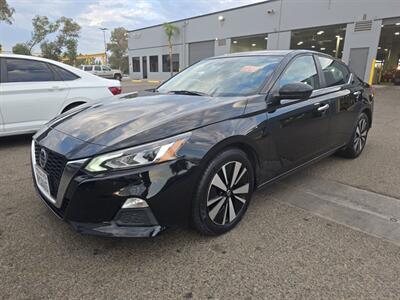 2021 Nissan Altima 2.5 SV   - Photo 1 - National City, CA 91950