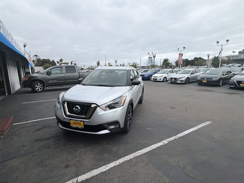2018 Nissan Kicks 1.6 SR's photo