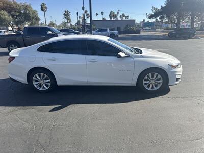 2020 Chevrolet Malibu LT   - Photo 4 - National City, CA 91950