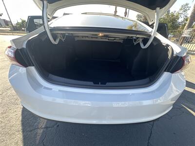 2020 Chevrolet Malibu LT   - Photo 11 - National City, CA 91950