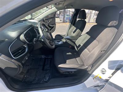 2020 Chevrolet Malibu LT   - Photo 13 - National City, CA 91950