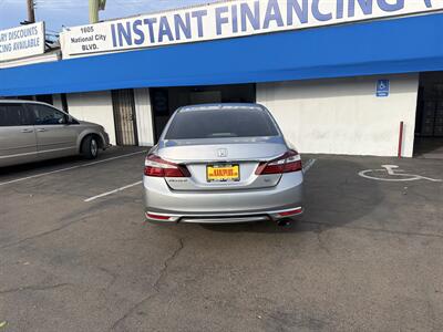 2016 Honda Accord EX   - Photo 2 - 