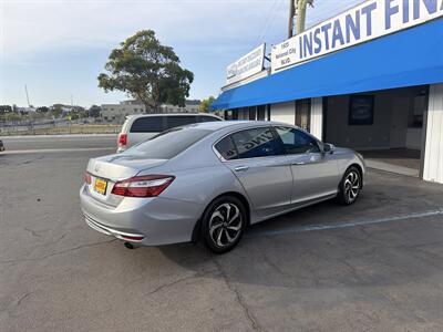 2016 Honda Accord EX   - Photo 4 - 