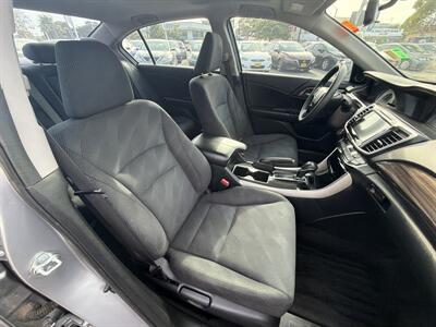 2016 Honda Accord EX   - Photo 11 - 