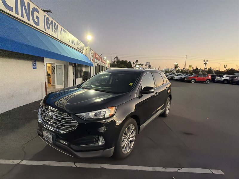 2019 Ford Edge Titanium  