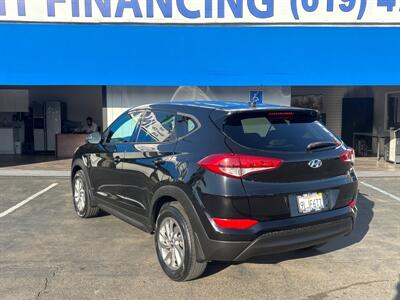 2017 Hyundai TUCSON SE   - Photo 3 - National City, CA 91950