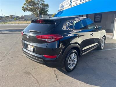 2017 Hyundai TUCSON SE   - Photo 5 - National City, CA 91950