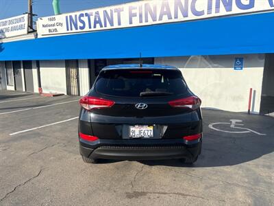 2017 Hyundai TUCSON SE   - Photo 4 - National City, CA 91950