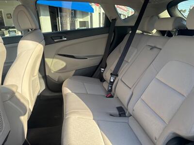 2017 Hyundai TUCSON SE   - Photo 11 - National City, CA 91950
