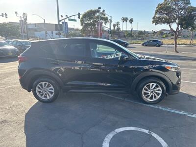2017 Hyundai TUCSON SE   - Photo 6 - National City, CA 91950