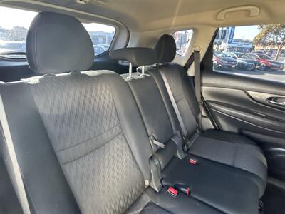 2018 Nissan Rogue S   - Photo 13 - National City, CA 91950