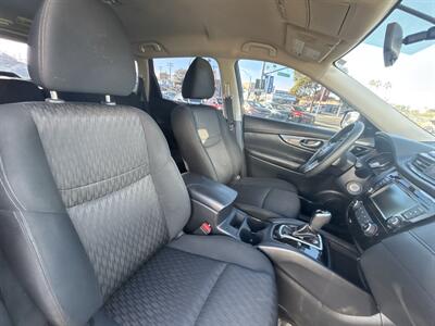 2018 Nissan Rogue S   - Photo 12 - National City, CA 91950