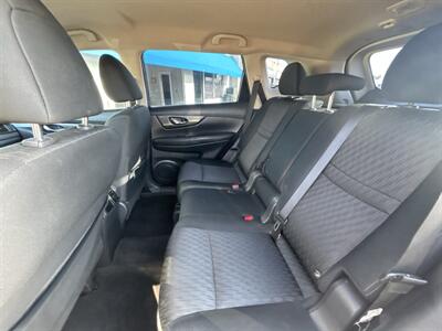 2018 Nissan Rogue S   - Photo 11 - National City, CA 91950