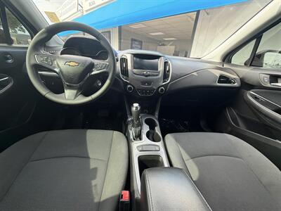 2019 Chevrolet Cruze LT   - Photo 9 - 