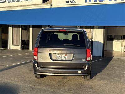 2016 Dodge Grand Caravan SXT - Photo 4 -