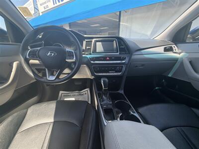 2019 Hyundai SONATA SE   - Photo 10 - National City, CA 91950
