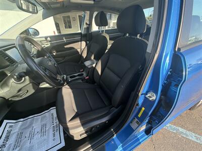 2017 Hyundai ELANTRA SE - Photo 10 -