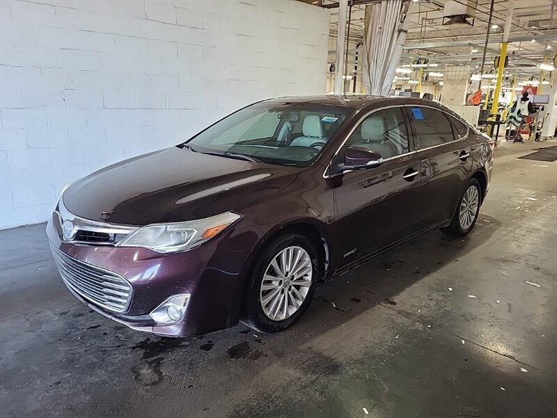 2013 Toyota Avalon Hybrid Limited   - Photo 1 - National City, CA 91950