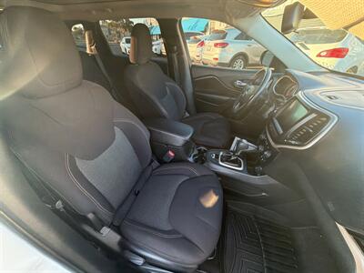 2016 Jeep Cherokee Latitude 75th Anniversary   - Photo 13 - 