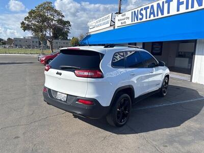 2016 Jeep Cherokee Limited   - Photo 5 - National City, CA 91950