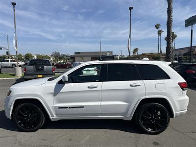 2018 Jeep Grand Cherokee Altitude - Photo 8 -