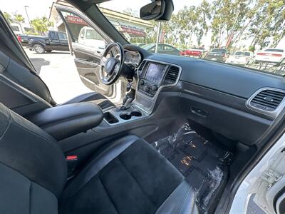 2018 Jeep Grand Cherokee Altitude - Photo 10 -