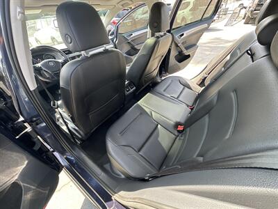2017 Volkswagen Golf TSI SE   - Photo 12 - 