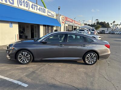 2020 Honda Accord Hybrid Touring - Photo 2 - National City, CA 91950
