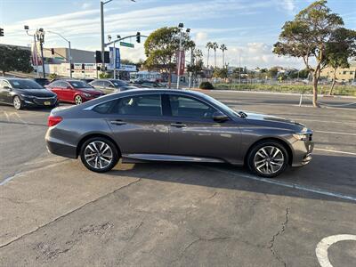 2020 Honda Accord Hybrid Touring - Photo 6 - National City, CA 91950