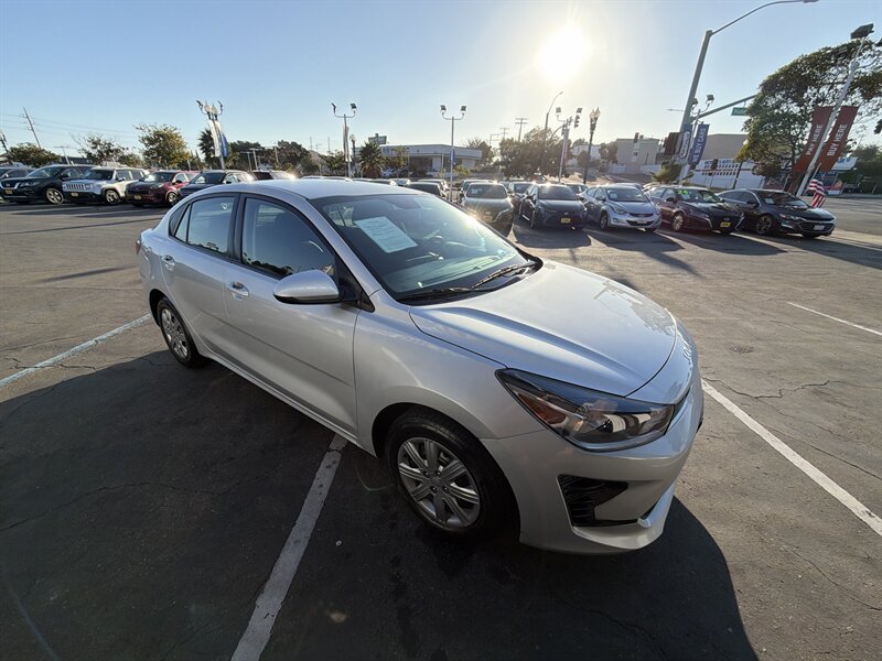 2023 Kia Rio LX - Photo 7 -