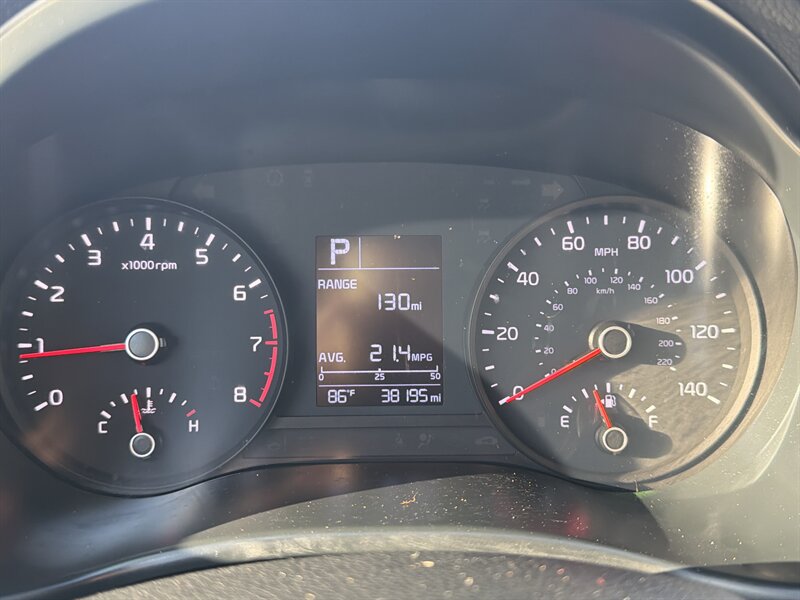 2023 Kia Rio LX - Photo 8 -