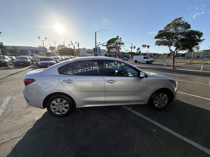 2023 Kia Rio LX - Photo 6 -
