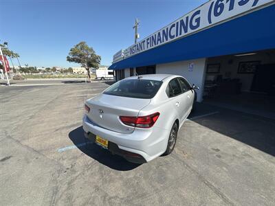 2019 Kia Rio S   - Photo 5 - National City, CA 91950