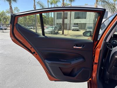 2019 Nissan Altima 2.5 SR - Photo 11 -
